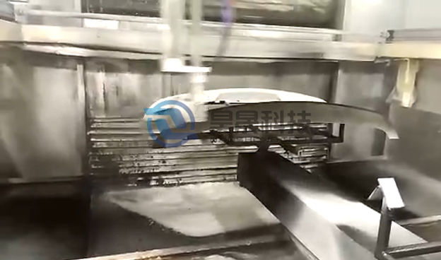 六軸往復(fù)機-噴涂汽車擾流板